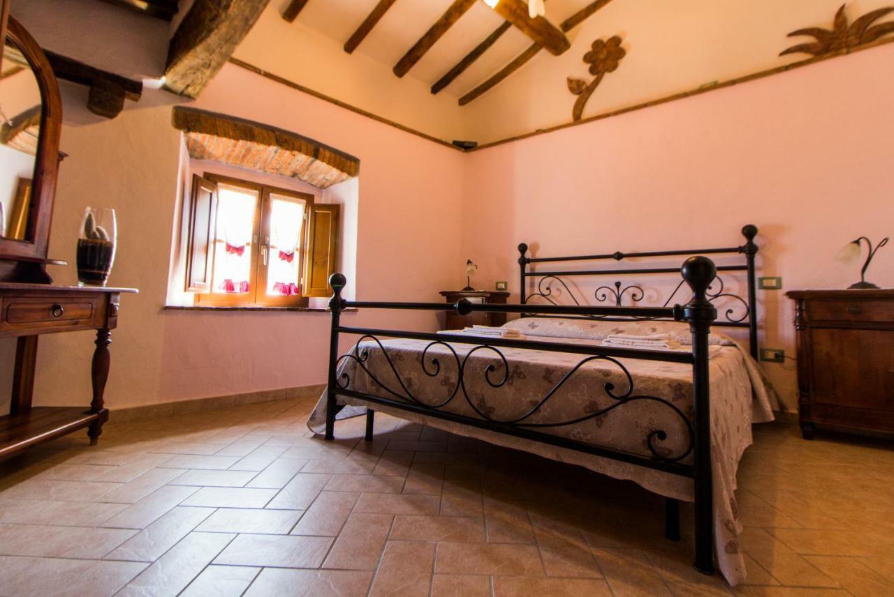 Appartement Le Dame del Borgo à Sassetta Extérieur photo